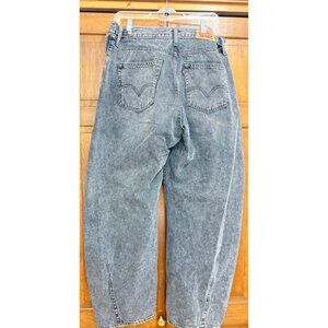 Levi’s Cinch Barrel Leg Jeans Black Wash Curved Seam High Rise Size 32WX31L